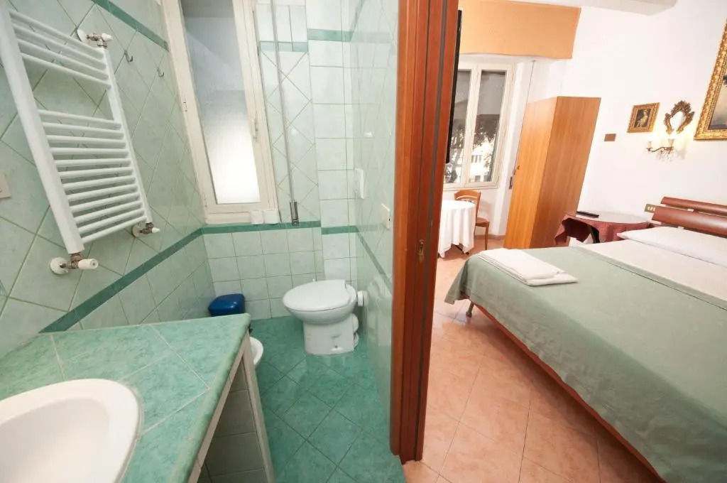 B&B Babri Simim Taj