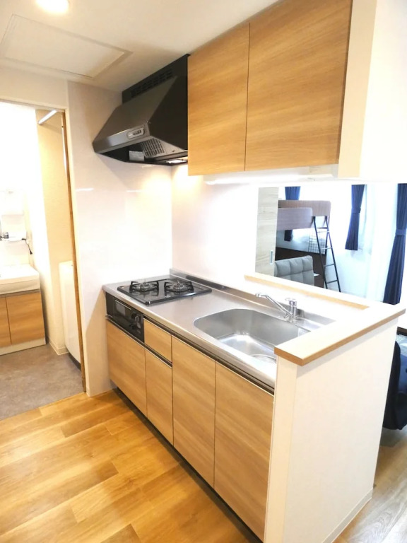 Alpha Square Minami 6 Jo 303