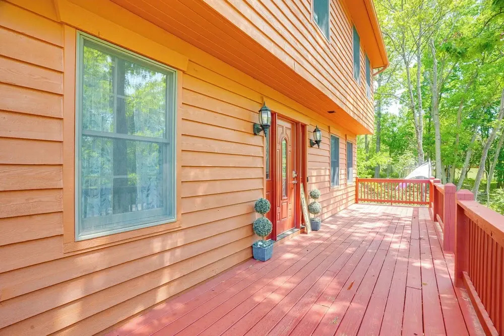 Mcgaheysville Home w/ Screened Porch & Gas Grill!
