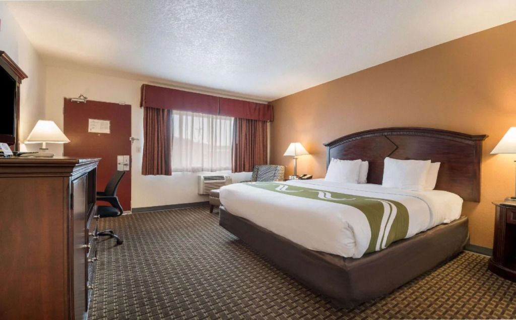 Quality Inn & Suites Portland Airport