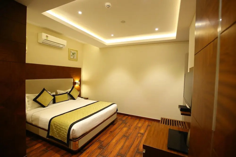 The IC's Hotel