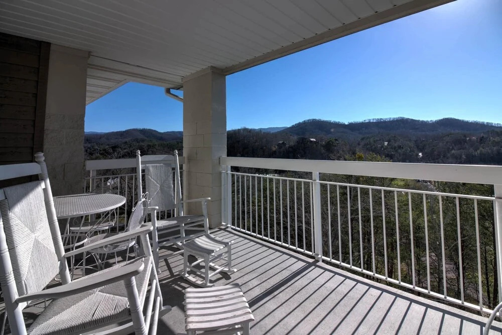 Whispering Pines 654