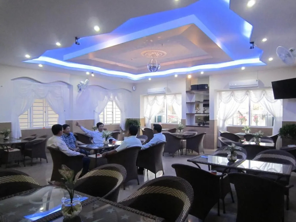 Tan Cuu Long Hotel