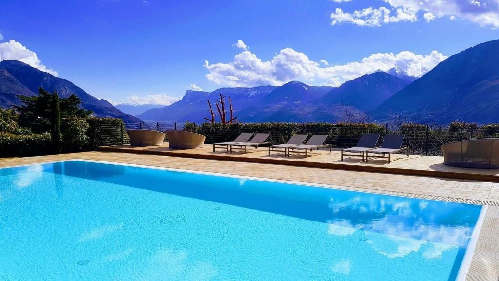 SomVita Suites