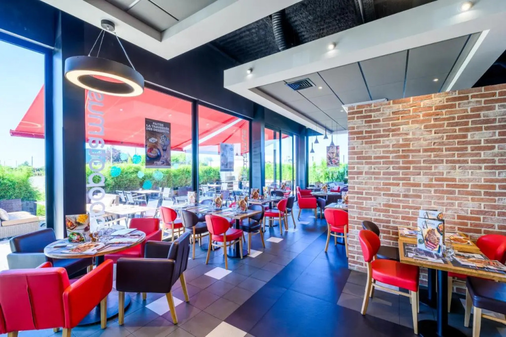 Kyriad Prestige Amiens Poulainville - Hotel and Spa