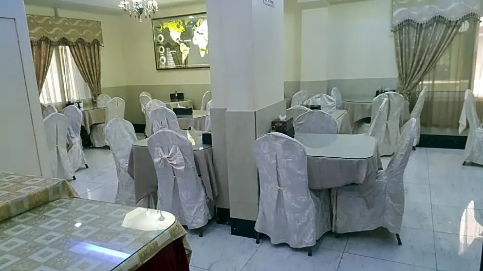 Al Ahrar Hotel