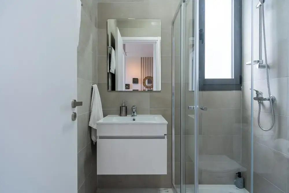 Ivory 1-BR Apt. & Balcony in Aradipou