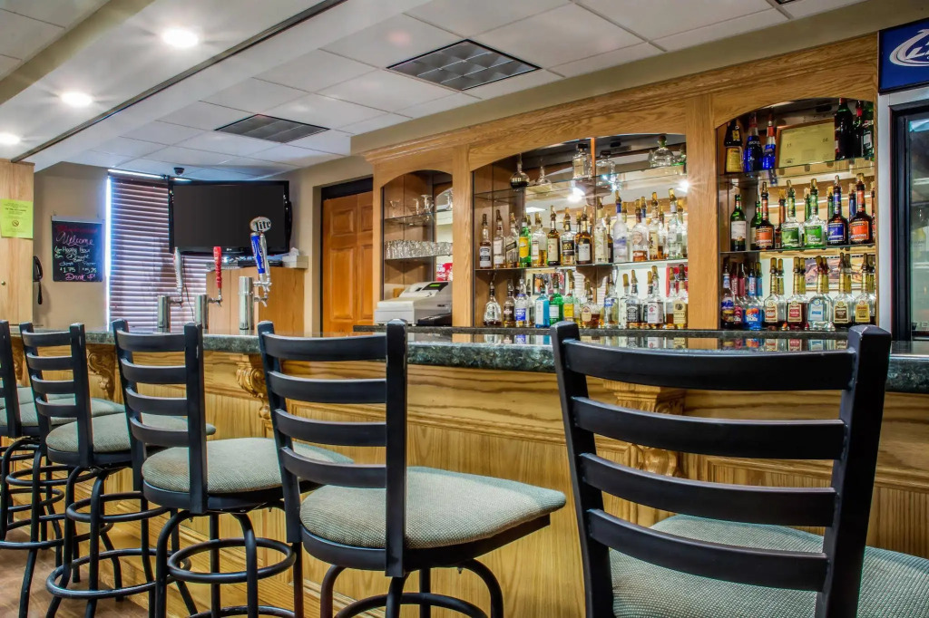 Quality Inn & Suites Mansfield