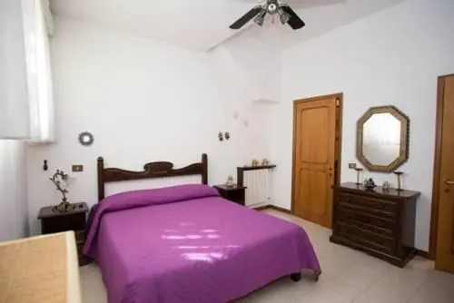 Lodge Roma