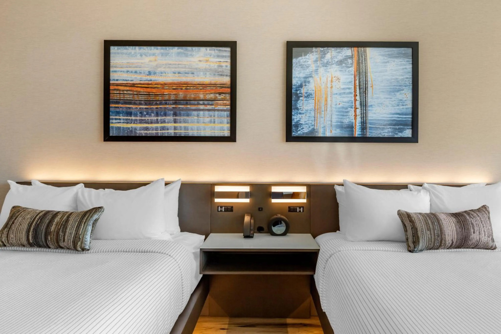 Cambria Hotel New Haven University Area