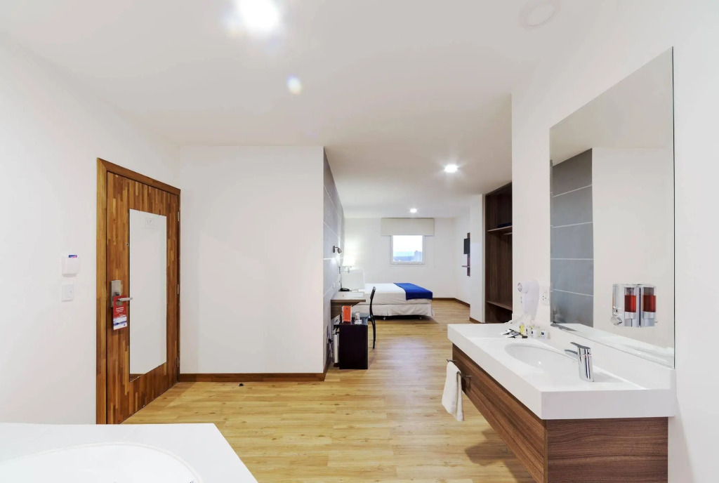 Hotel LP Equipetrol