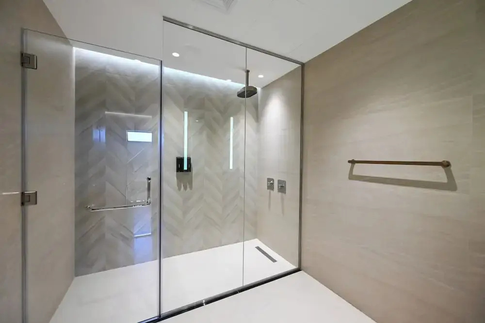 Elite Downtown Residence 2