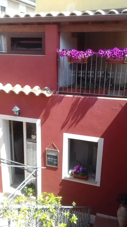 S'attobiu b&b