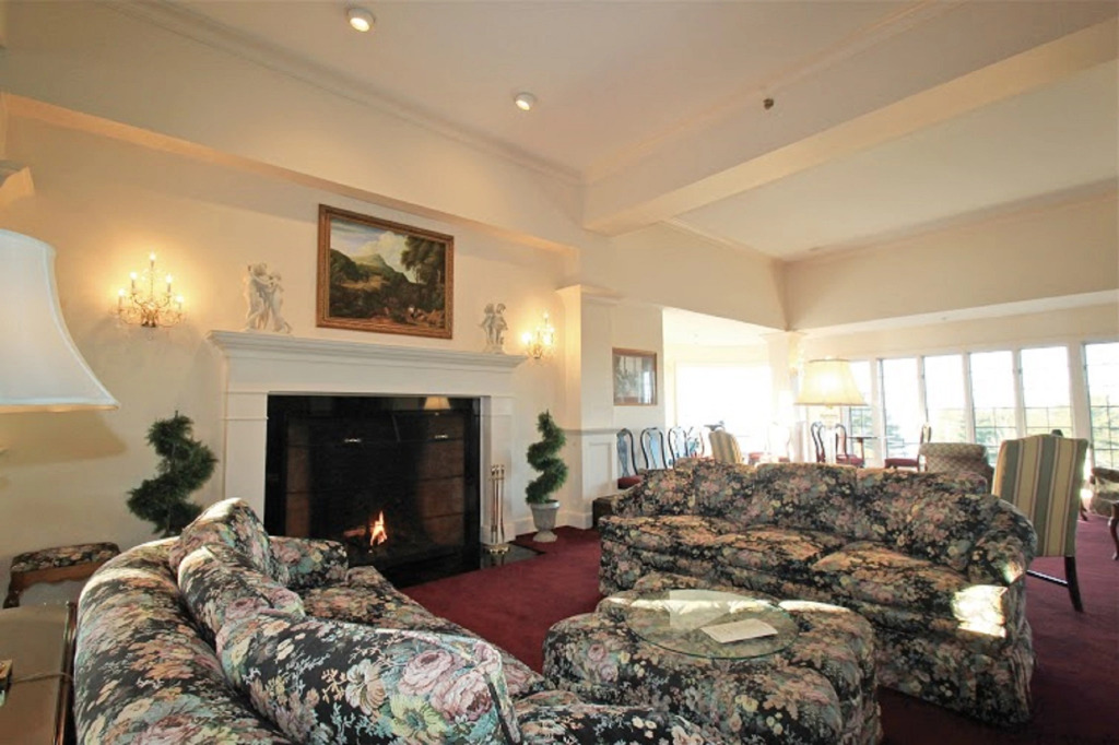 Bluenose Inn - Bar Harbor Collection