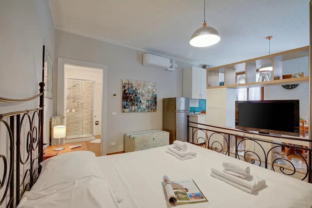 Vicky Loft Gardone-relax & Vittoriale