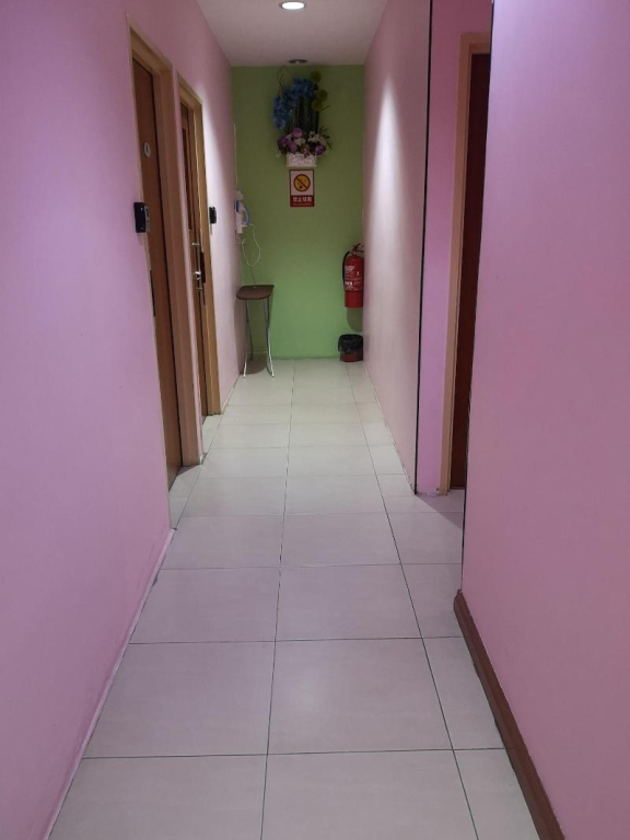 Home Inn Hotel