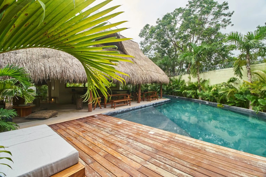 Luxury 3 Bedroom Retreat & Private Pool in Aldea Zama