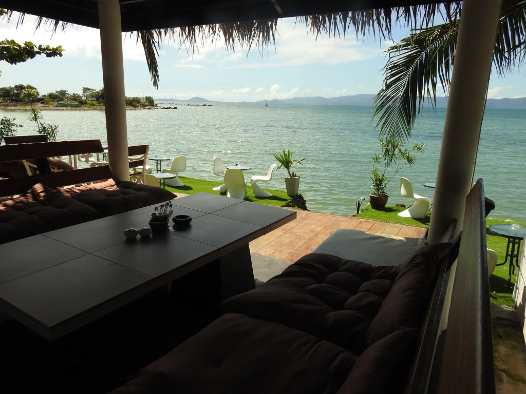 La Casa Tropicana by Cospace