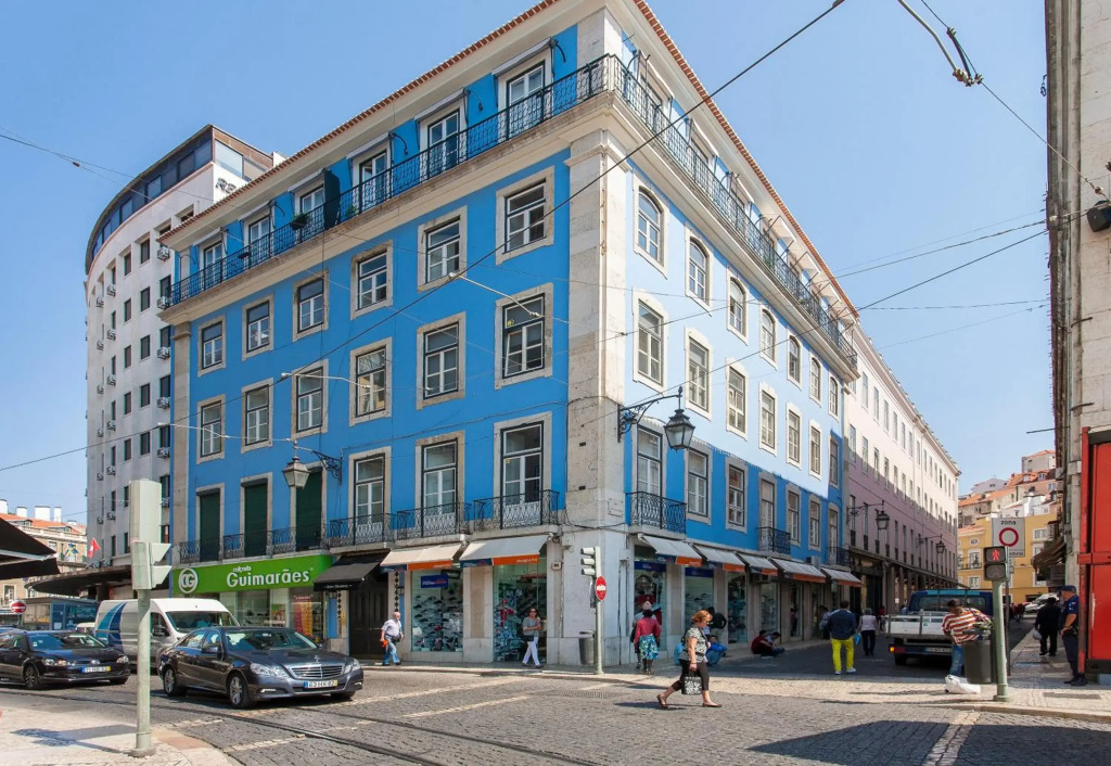 ALTIDO Deluxe 3BR Apt with workspace by Figueira Sq and Rossio subway