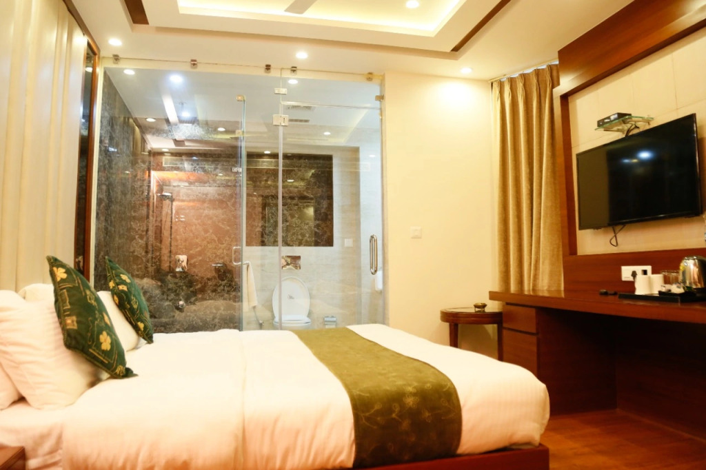 Grand FFOUR near Nehru Place, Delhi
