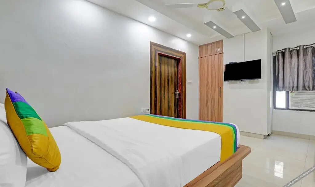 Treebo Trip Hotel Royal Galaxy