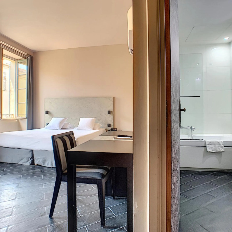 Hotel POZZO DI BORGO