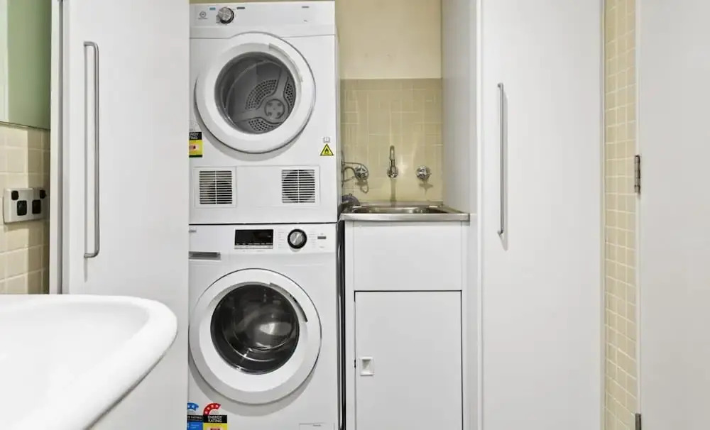 Beautiful Bondi 1-bed Apartment Meters From Beach