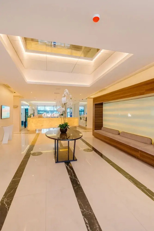 Comfort Inn ☆ Orbi City