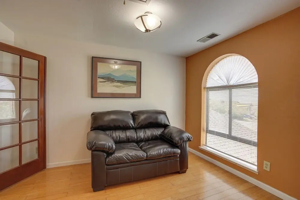 Vallejo Home w/ Spacious Deck, Hot Tub & Views