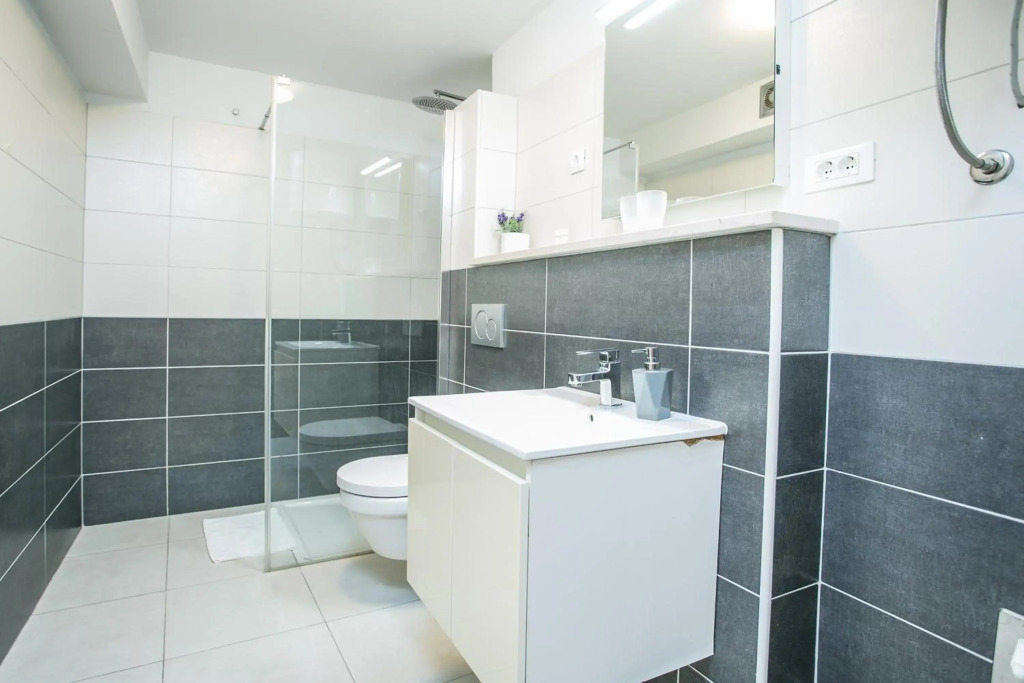 Garden Apartment Hotel