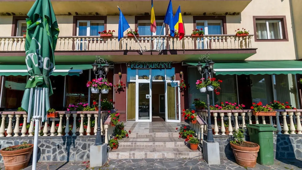 Hotel Dumbrava