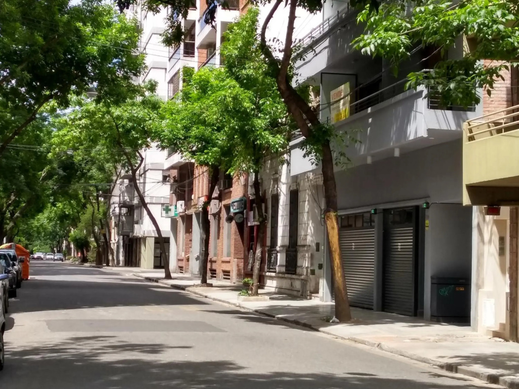 Barrancas del Monumento - Parking privado con costo adicional