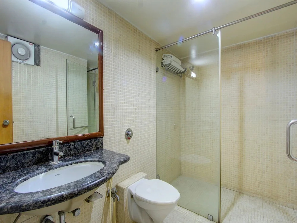 OYO 15781 Shree Adiga Residency