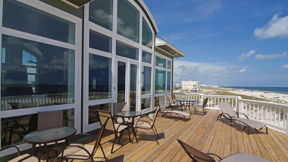 Skywalk Lodge