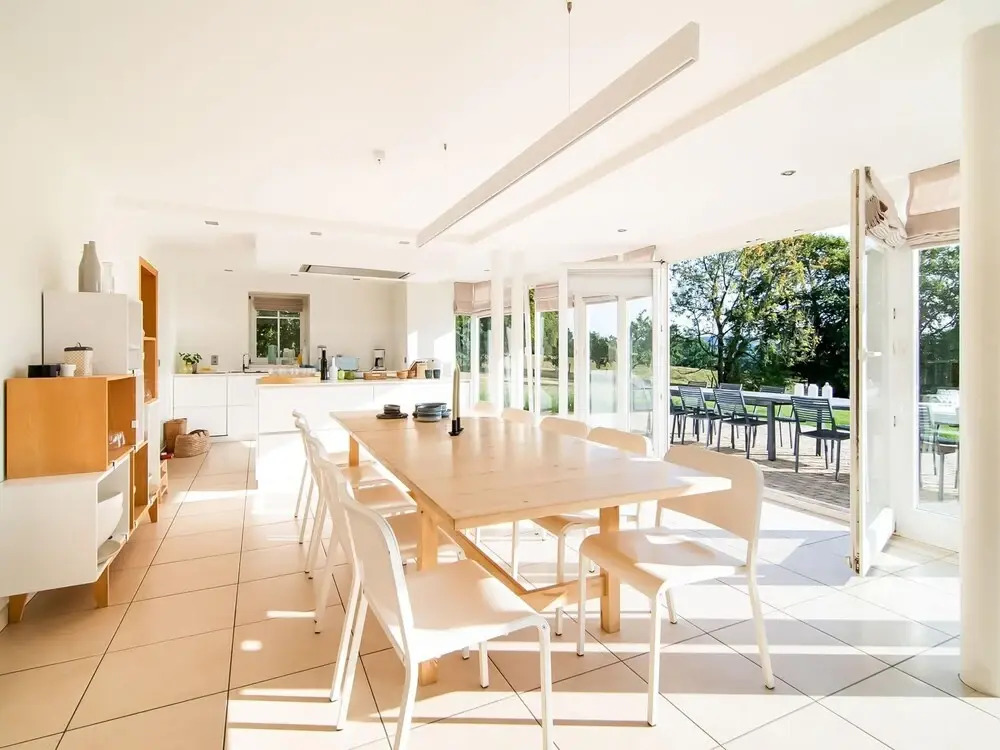 Luxurious Villa With Pool and Sauna, and Very Suitable for Culinary Workshops!