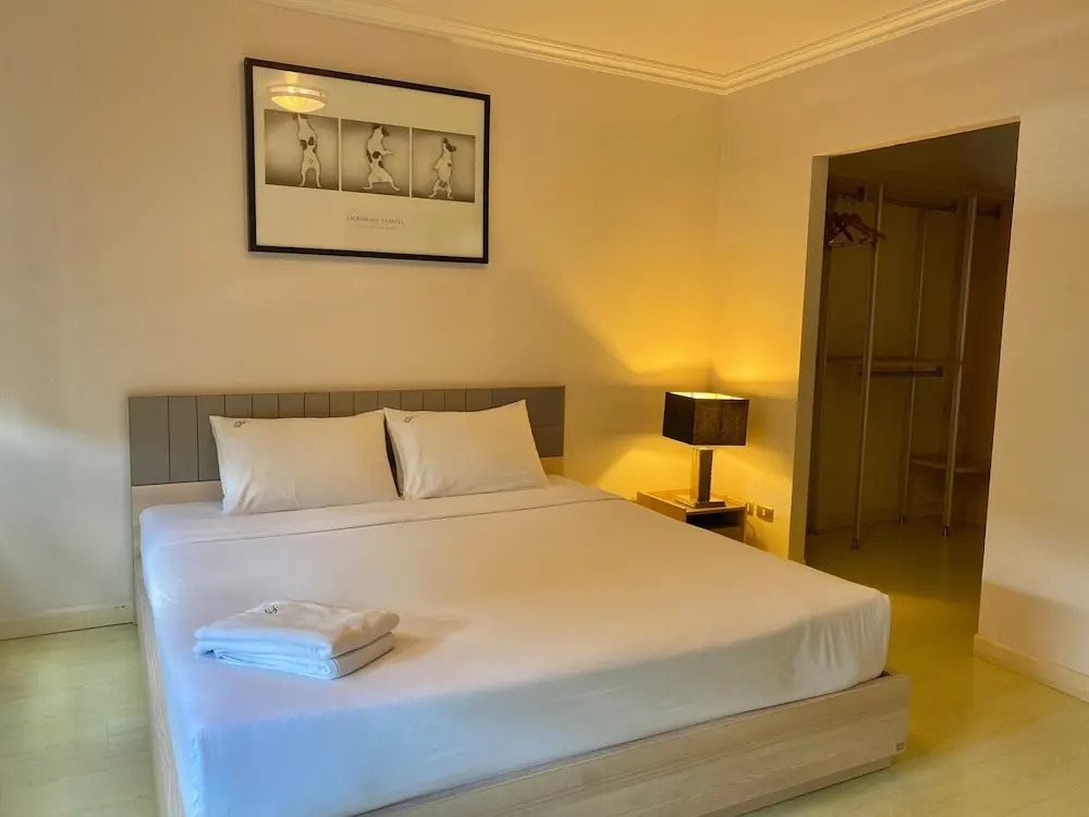 PACIFIC RESIDENCE 39