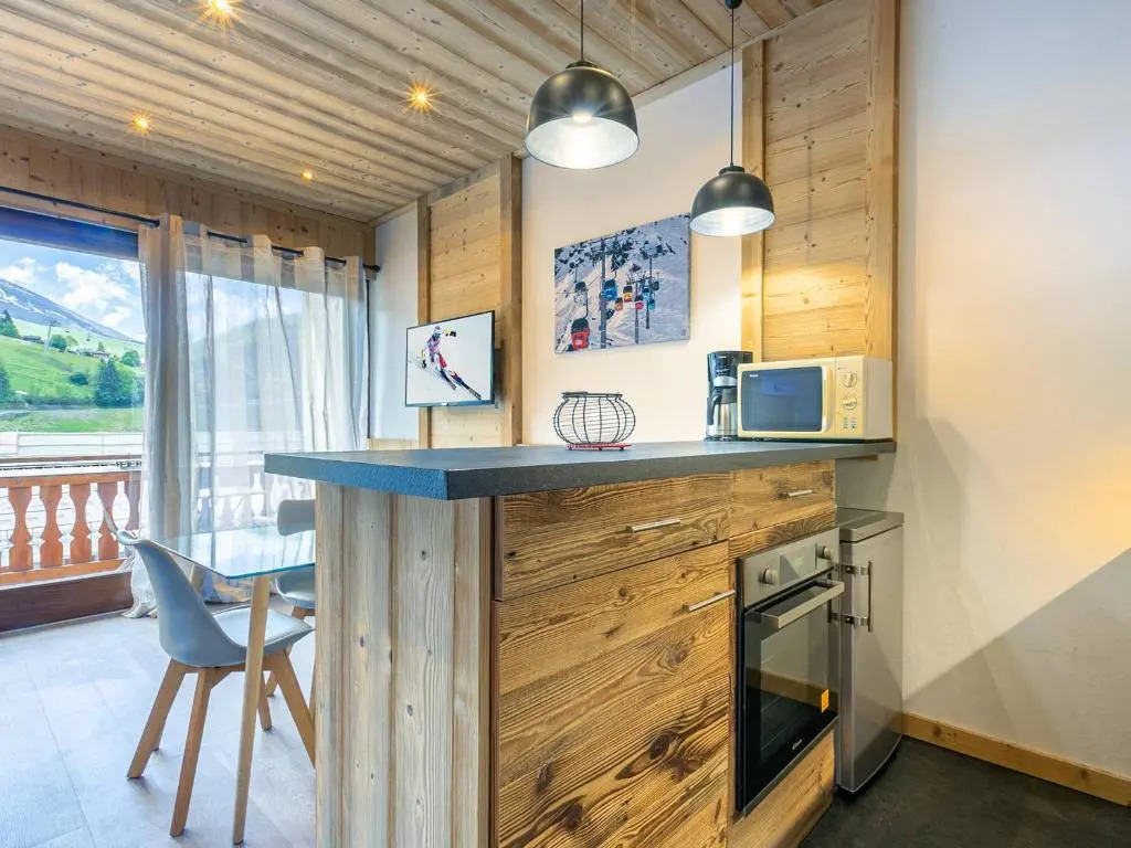 Appartement La Clusaz, 2 pièces, 4 personnes - FR-1-437-85