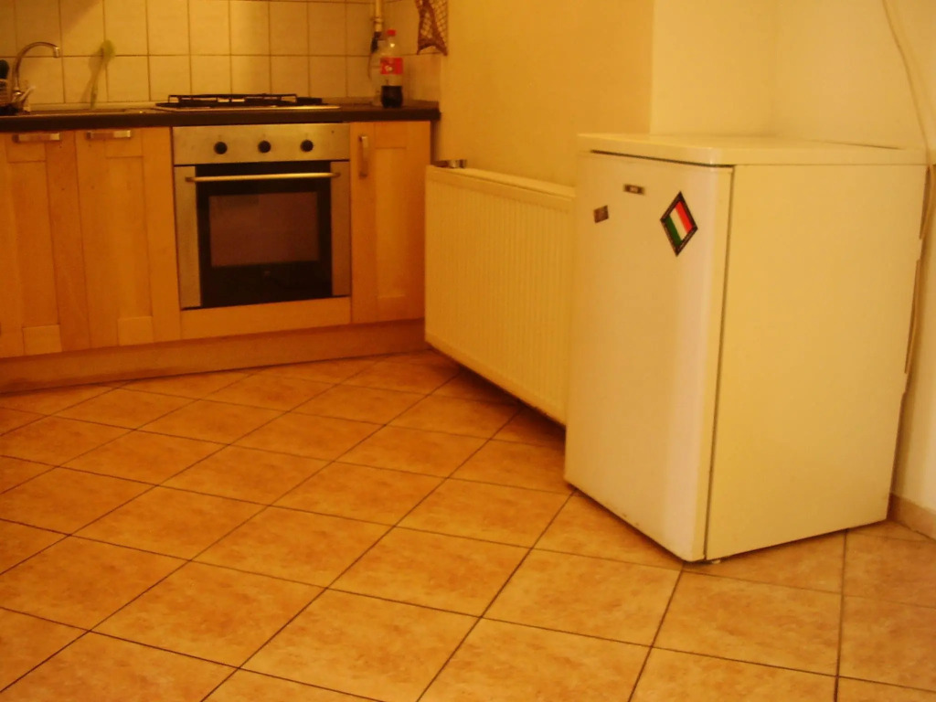 Elizabeth Bridge Hostel