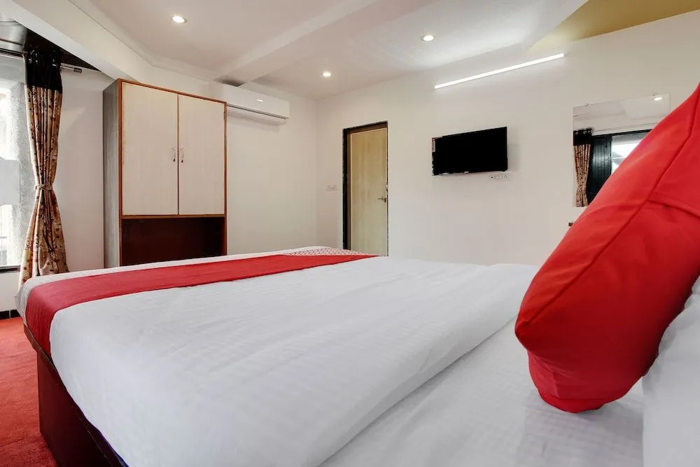 FabHotel Sai Chatra