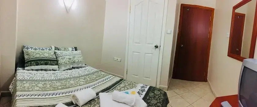 Yasmin Motel