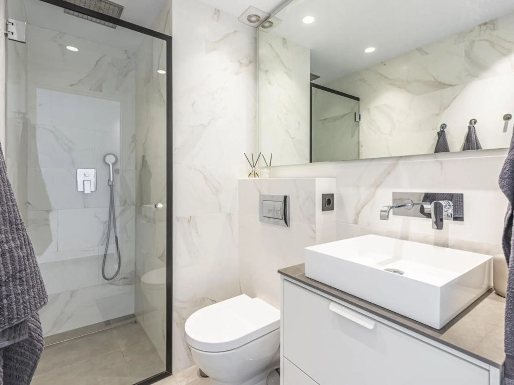 Azahara1 Beautiful apartment frontline golf