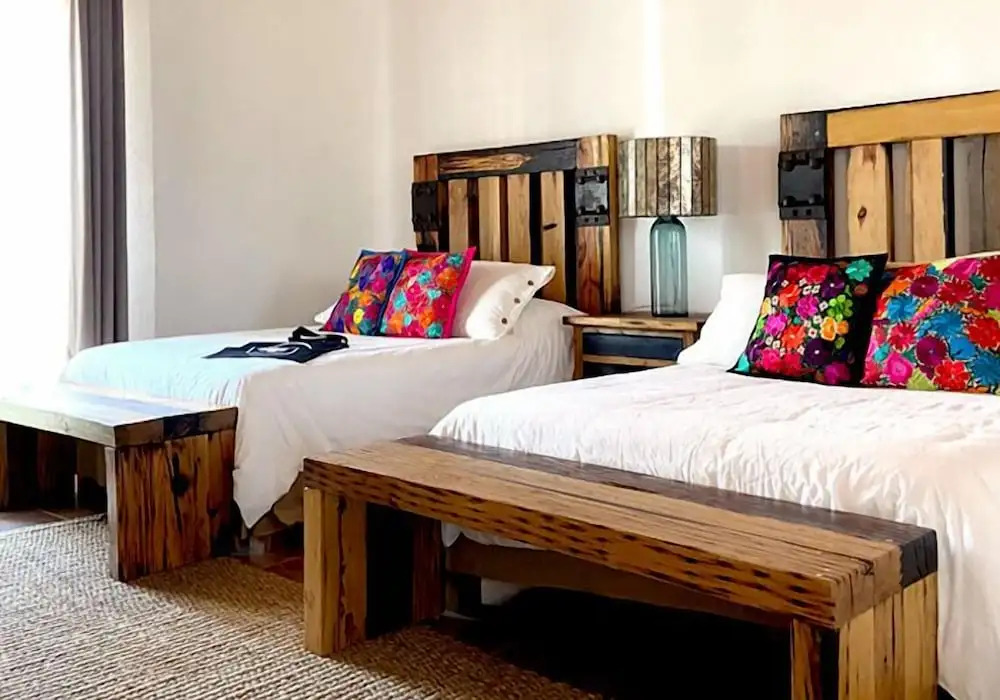 Quiote Guest House by Homelyrooms