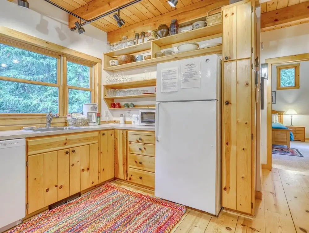 Marshall Cabin