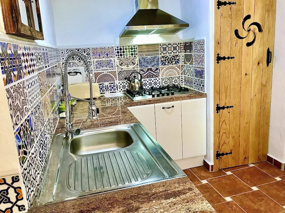 House With 2 Bedrooms in Genalguacil, Málaga, With Shared Pool, Enclosed Garden and Wifi Near the Beach
