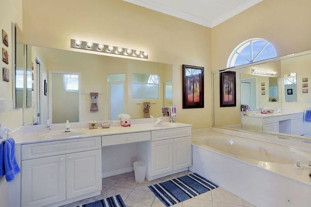 Ivory Ct Home 941