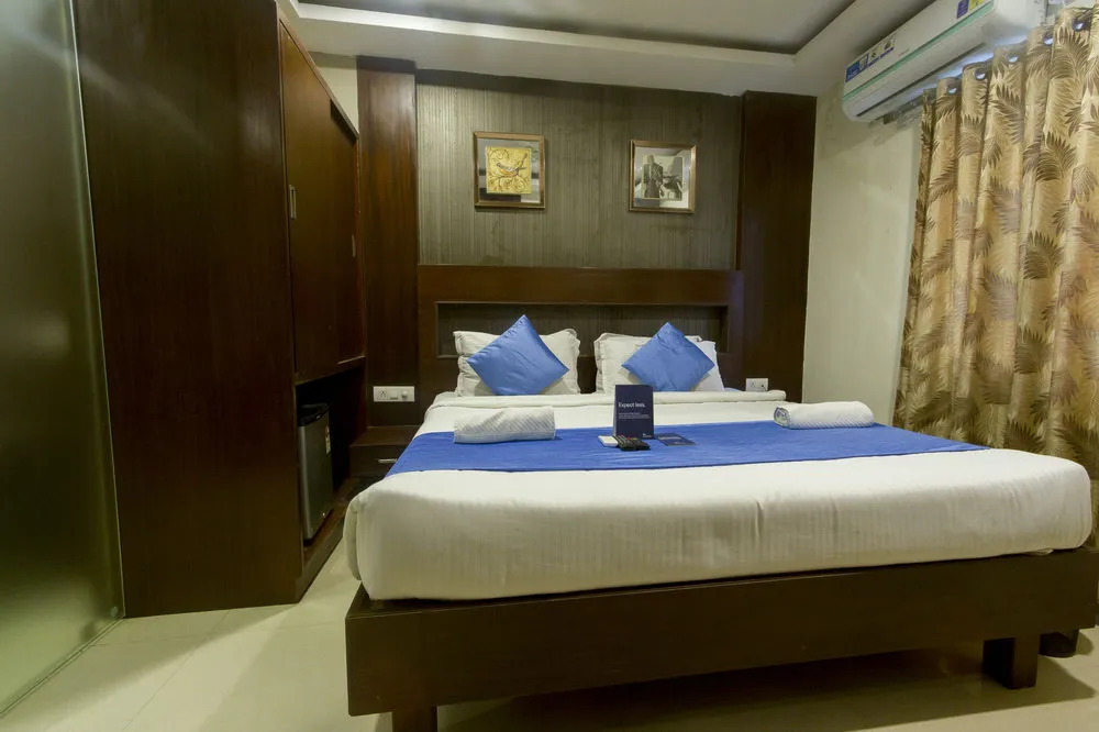 FabHotel Avs Kukatpalli