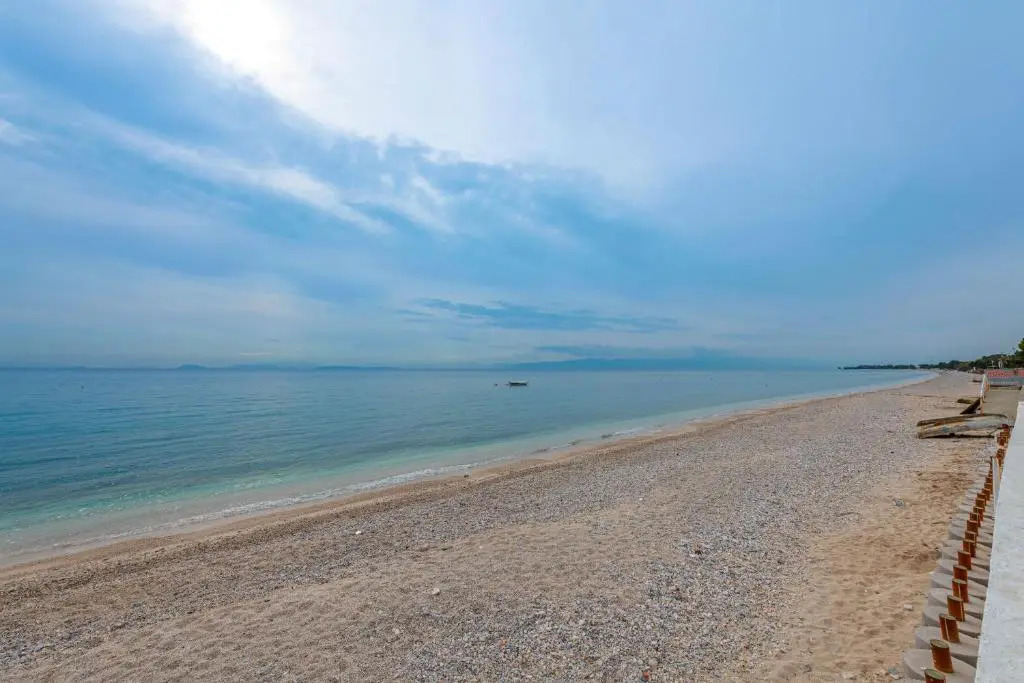 J Studios - Kineta Seaside Retreats