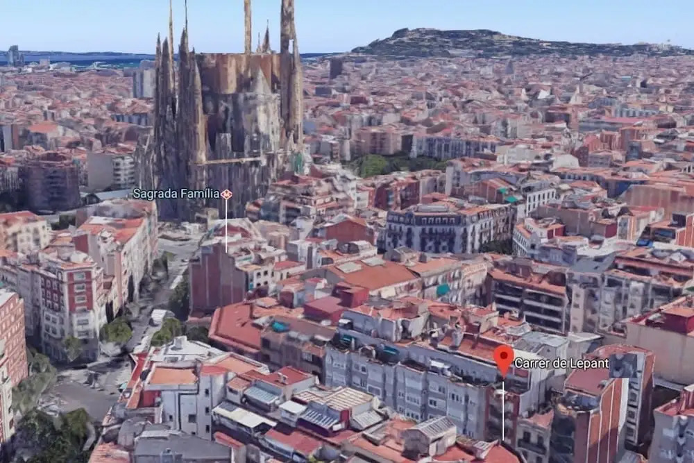 Luminous 2 Bedroom Next to Sagrada Familia