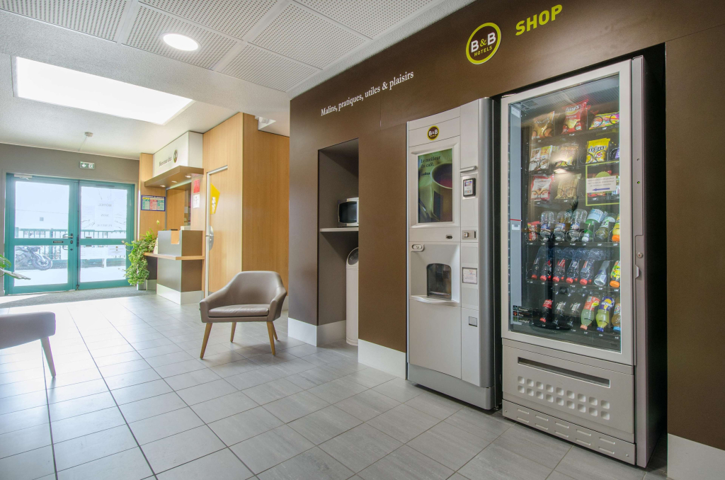 B&B HOTEL CHARTRES Le Coudray