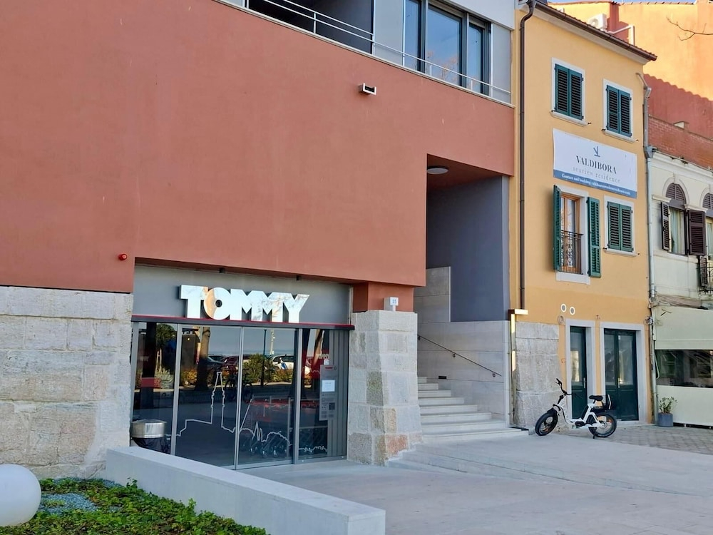 Valdibora Sea View Residence